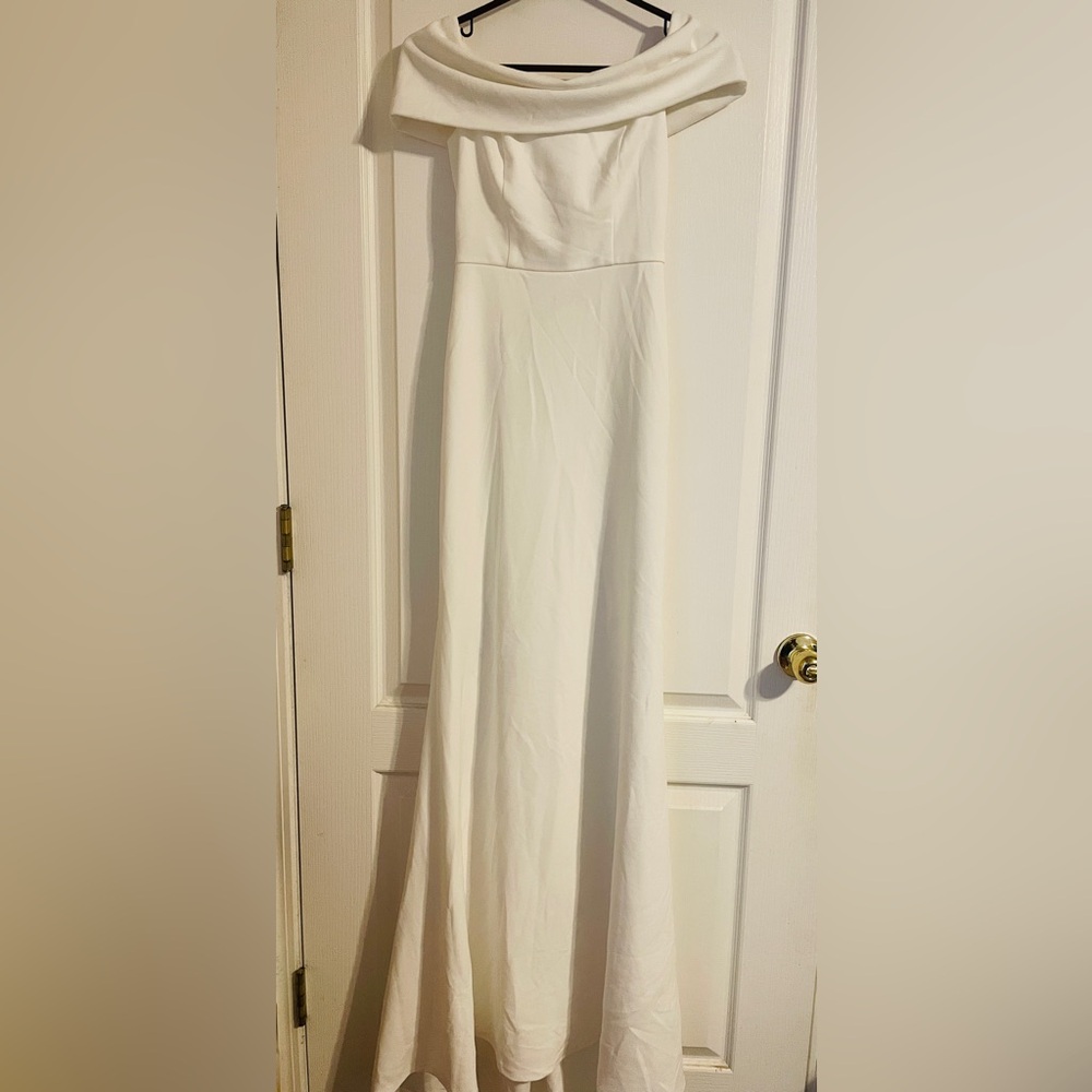 NWOT Lulu's Bridal White Strapless Sweetheart Gown XS Bride Formal‎ Shower